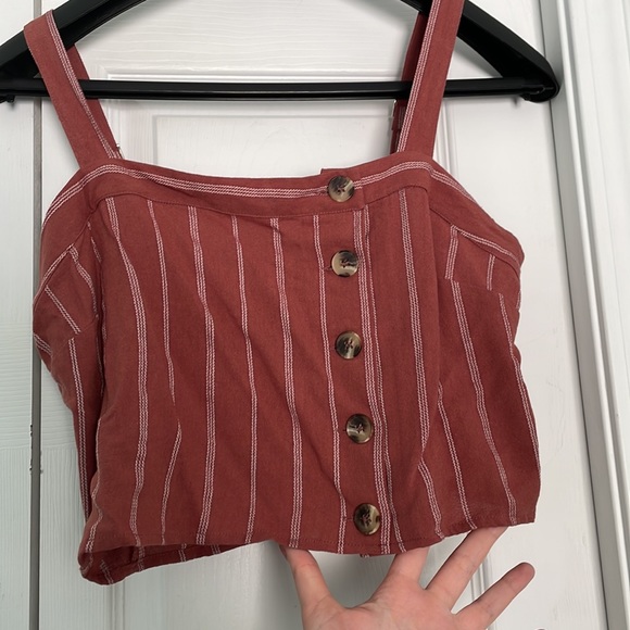 Sky and Sparrow Cropped Dusty Red Button Down Tank Shirt Size XL - Picture 6 of 6